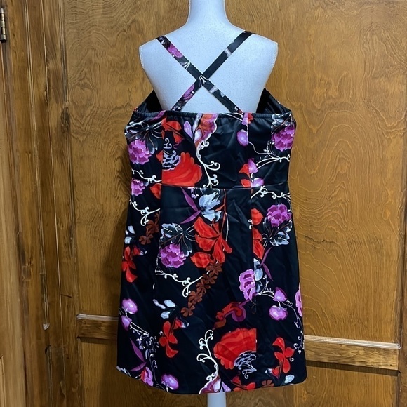 Lane Bryant Floral Structured Bodice A-line Convertible Strap Dress - EUC - Picture 4 of 6